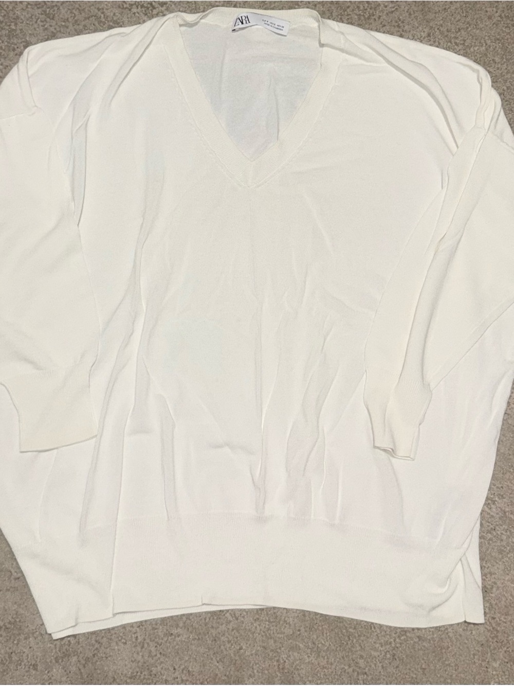 Zara White V-Neck Lightweight Sweater